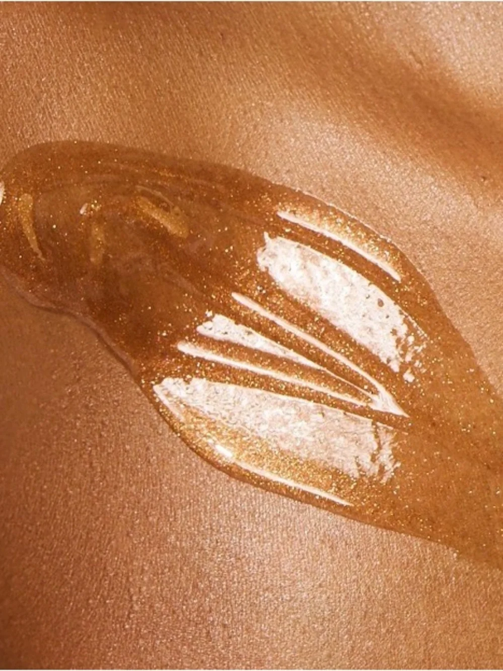 🔥BULK BUY🔥PACK OF 4- Vaseline Golden Hour & Sunlit Glow Shimmering Body Gel Bund